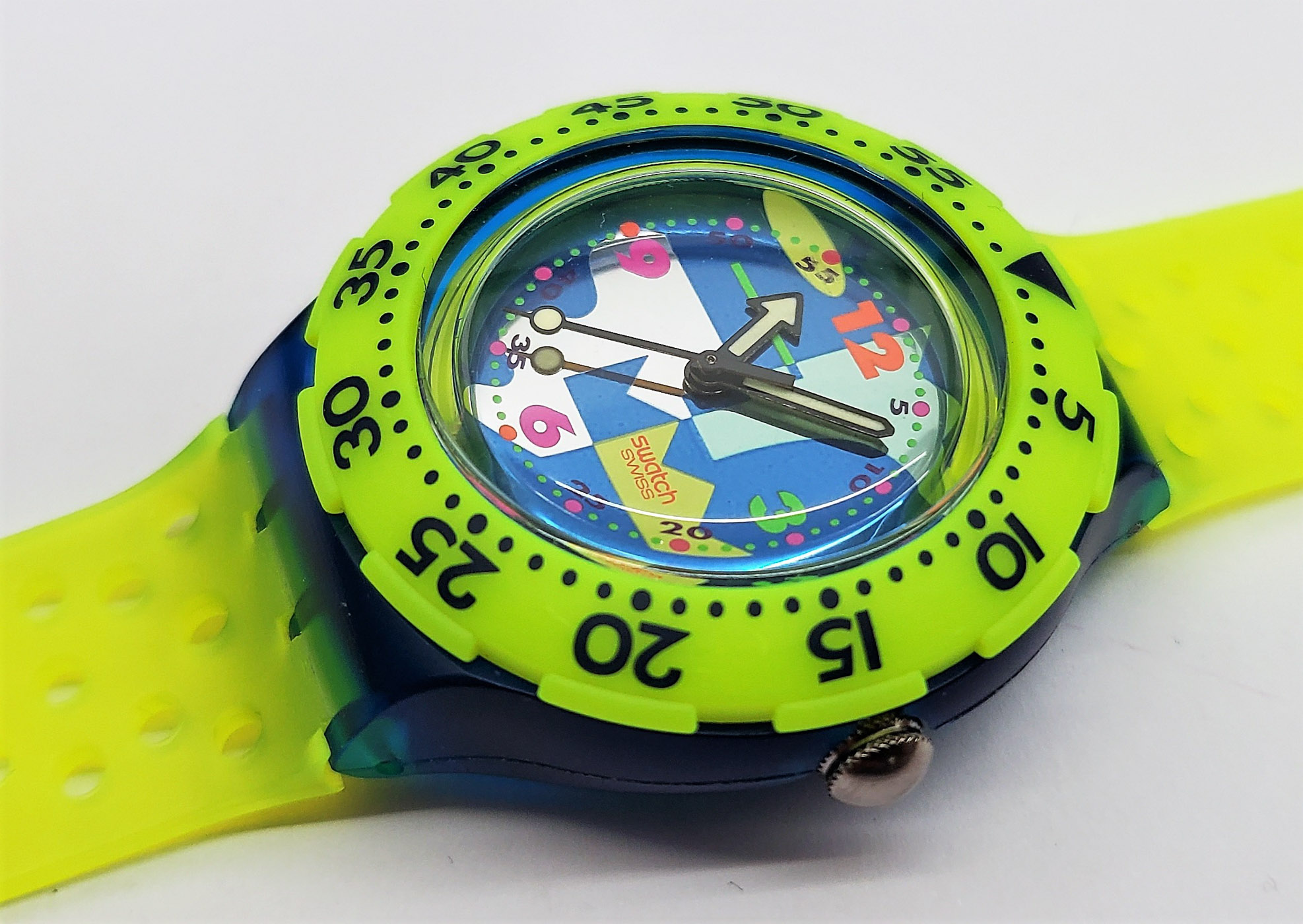 Swatch scuba 1993 - SDN105 - Over The Wave - NUOVO