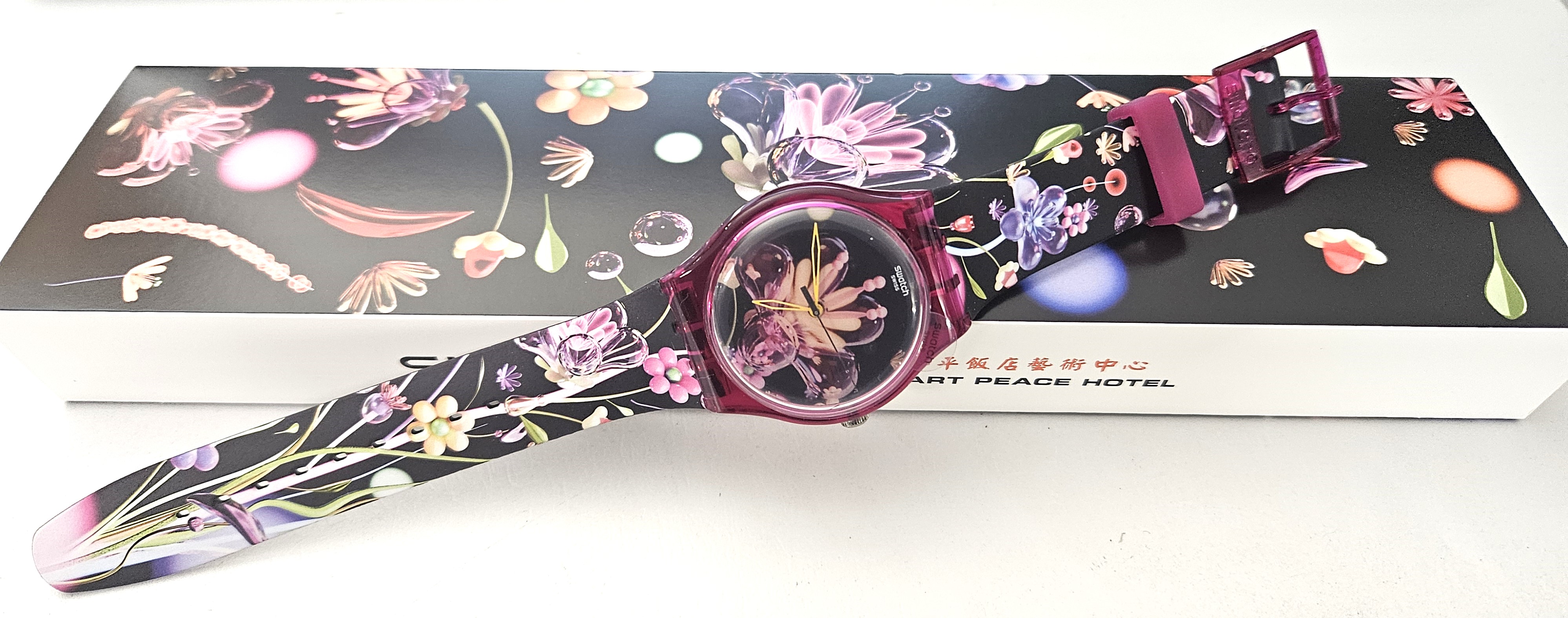 Swatch Special 2026 - SUOZ373 - Digi Blossoming by Luo By Art Peace Hotel - NUO